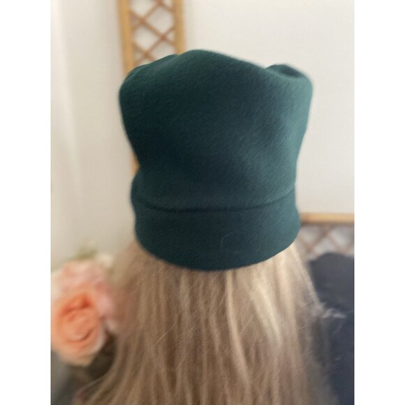 Vintage Reebok OSFA Cuffless Green Unisex Hat Beanie One Size Gold Logo EUC - Picture 7 of 16